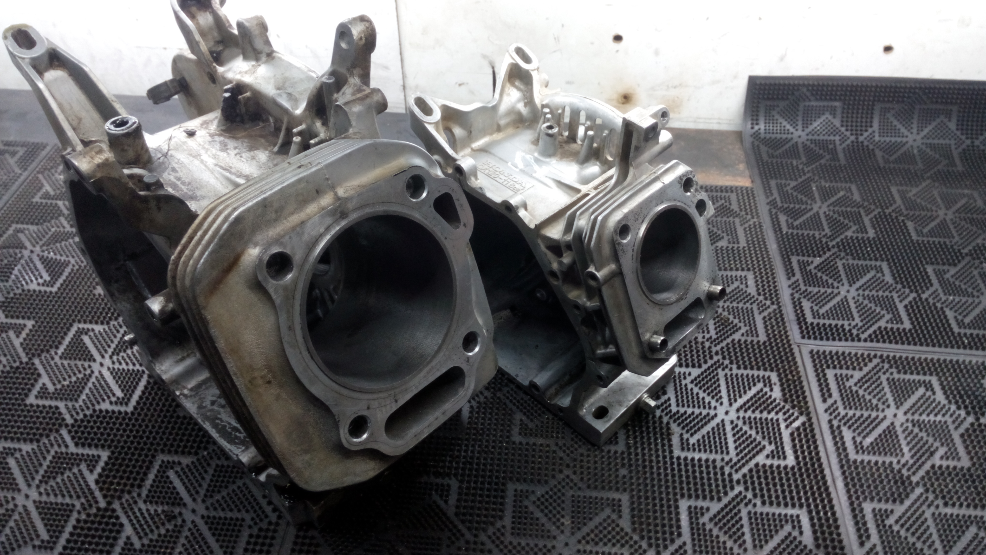 ремонт двигателя Honda GX120 (гильзовка)